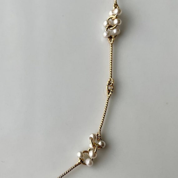 Vintage Avon Gold Tone Chain and Pearl Necklace, … - image 5