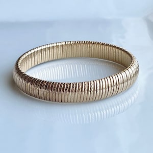 Vintage 1980s Avon Gold Tone Bangle Bracelet, Gift for Her