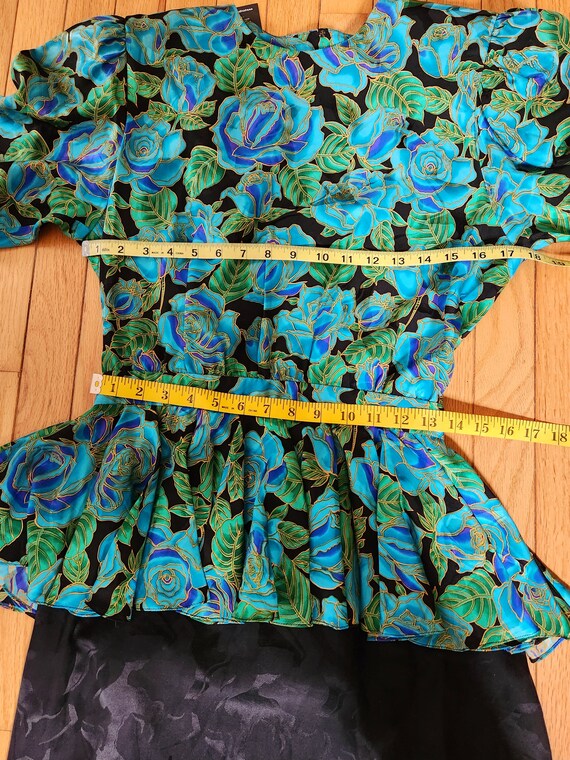 100% Silk Vintage Peplum Dress - image 4