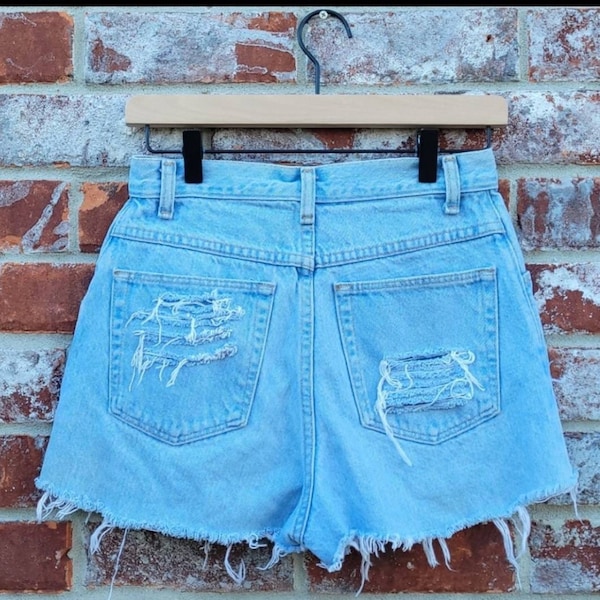 Vintage Wrangler High Waist Cutoff Jean Shorts - Waist 26" - Mom Shorts - Summer - Cowgirl - Concert - Frayed - Distressed