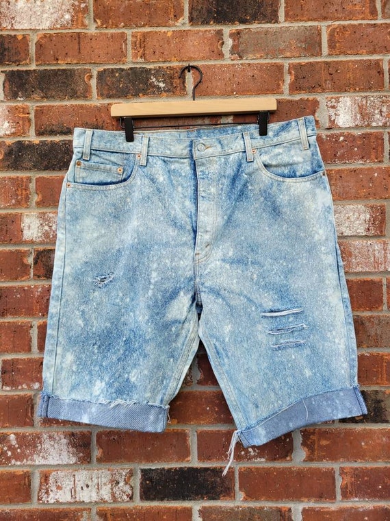 1990s Vintage Levis Cutoff Distressed 