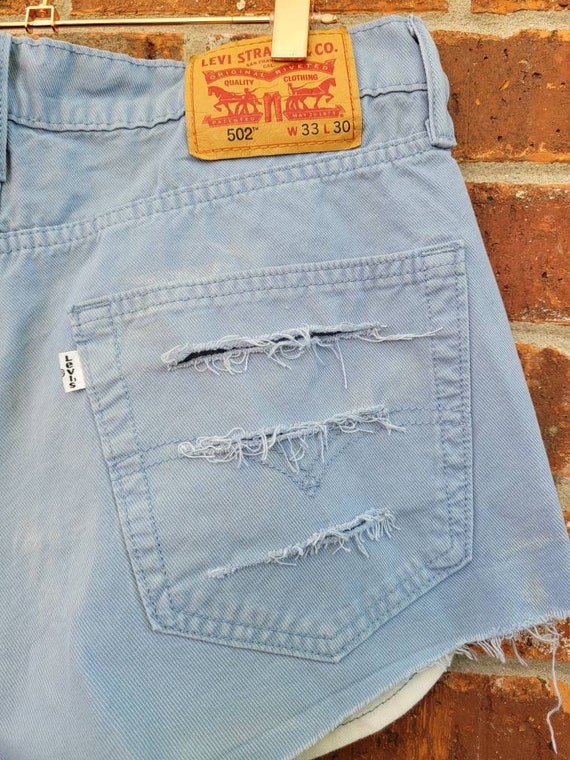 Levis 502 Cutoff Light Blue Shorts - Waist 32" - image 8