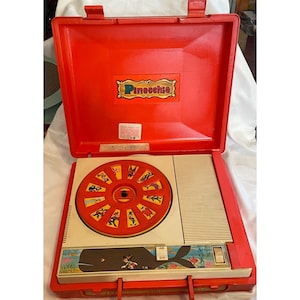 WORKING *Walt Disney Pinocchio Record player Vintage 70s GE General Electric