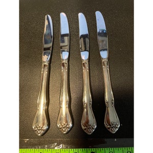 4 Oneida Usa ARBOR ROSE TRUE Rose ステンレスディナーナイフ 8-3/8"