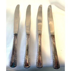 Holmes Edwards May Queen 4 Tafelmesser Versilbertes Besteck