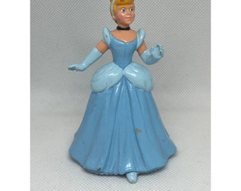 Disney Cinderella Figure Bullyland Vintage PVC  Figurine 3 1/2"