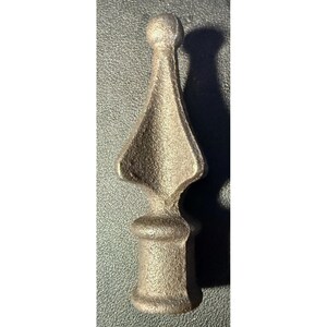 Ornement de clôture rustique vintage en fonte, style pointe de flèche, 10 cm (4 pouces).