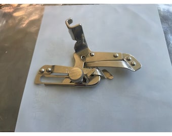 Vintage Singer Sewing Machine Adjustable Hemmer Foot 35931
