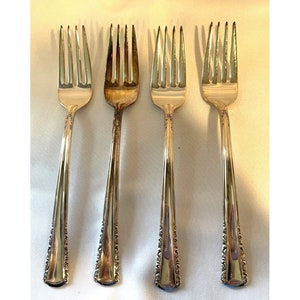 Holmes Edwards May Queen 4 Salad Forks Vintage Silverplate Flatware (B)