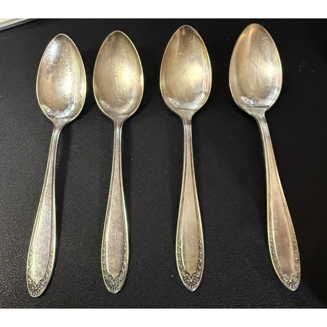 4 Oneida Community Par Plate Bridal Wreath 1915 Silverware