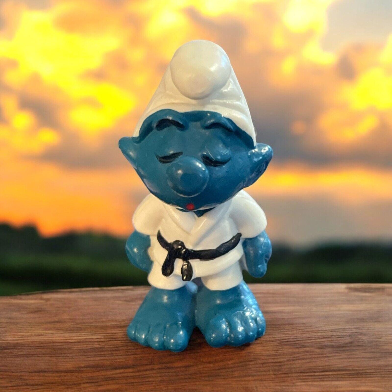 Judo Karate Smurf 2” Vintage Smurfs Figurine Peyo Hong Kong