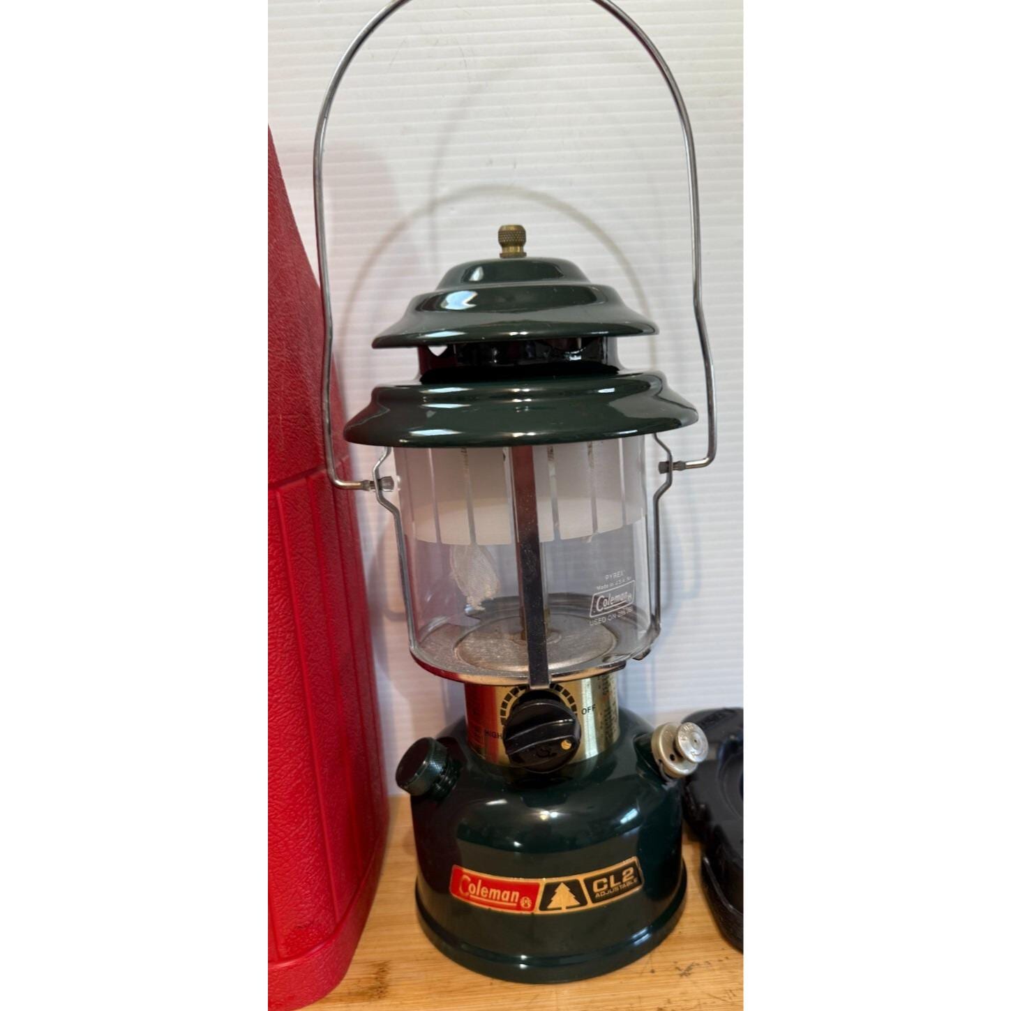 Vintage 1984 Coleman Lantern 6/1984 Model 288 With Red Carrying