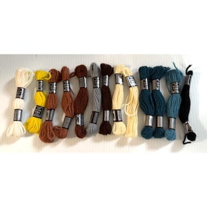 DMC Tapestry Wool Yarn Lot of 13 Skeins – Assorted Colors 8m Each Needlepoint