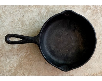 Wagner Ware Sidney -0- Cast Iron Skillet 6.5"  1053B