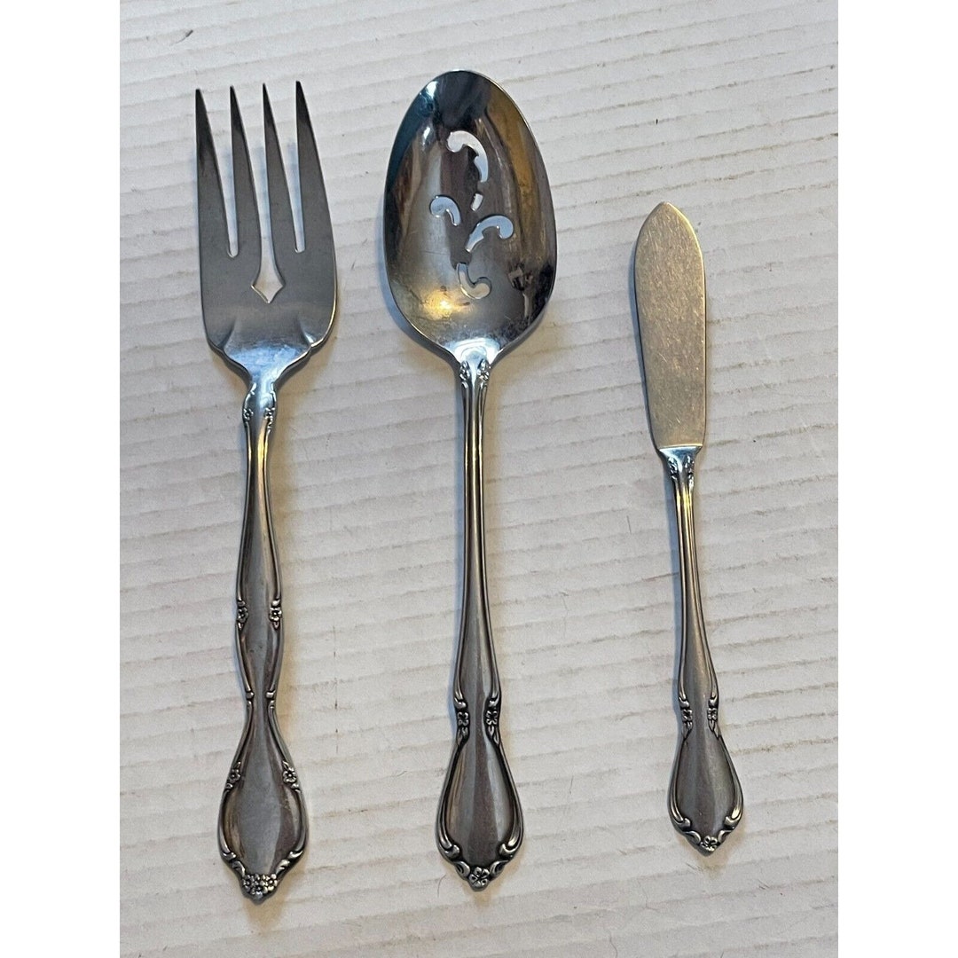 Oneida Chateau Stainless Steel Flatware – Glossy Silverware, Choose Your Piece (Used)
