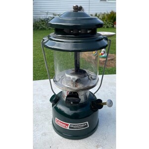 Vintage Coleman Adjustable Two Mantle Gas Lantern Model 288A Made