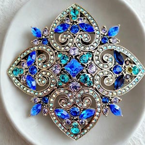 Broche Joan Rivers Croix De Malte Bleue - Saphirs Et Strass, Vintage, En Alliage