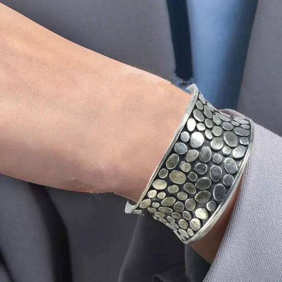 Sterling Silver Pebble Texture Cuff Bracelet, JAN… - image 5