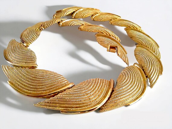 NAPIER Chunky Gold Tone Wide Necklace, Texture Sw… - image 7