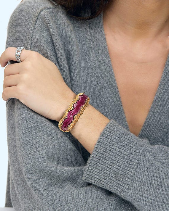 Kenneth Jay Lane KJL Gold Tone Hinged Bracelet, D… - image 6