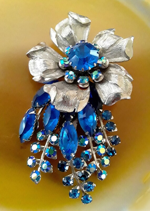 Signed SELINI Flower Brooch, Blue & AB Rhinestone… - image 4