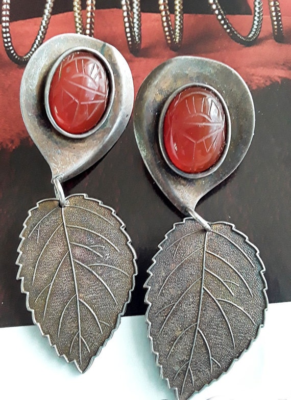 KATE HINES Glass Carnelian Earrings Post, Scarab C