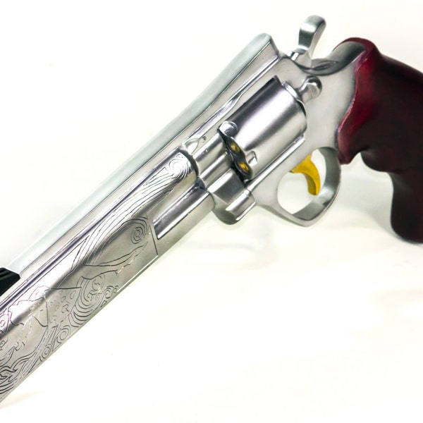 The Ambassador from TF2 - Custom Painted Prop Replica