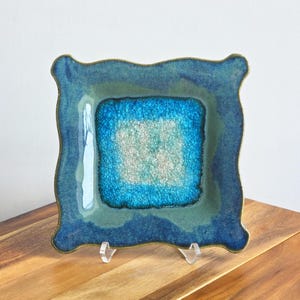 Handmade Ceramic Tray (Small Wavy Square Hors D'oeuvre)