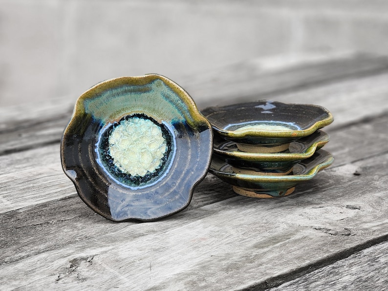 Pottery Geode Ring Dish 6 Pinch Handmade Pottery Little Dish, Jewelry Dish, Wedding Ring Bowl, Engagement Ring Dish, Trinket, Dock 6 zdjęcie 1