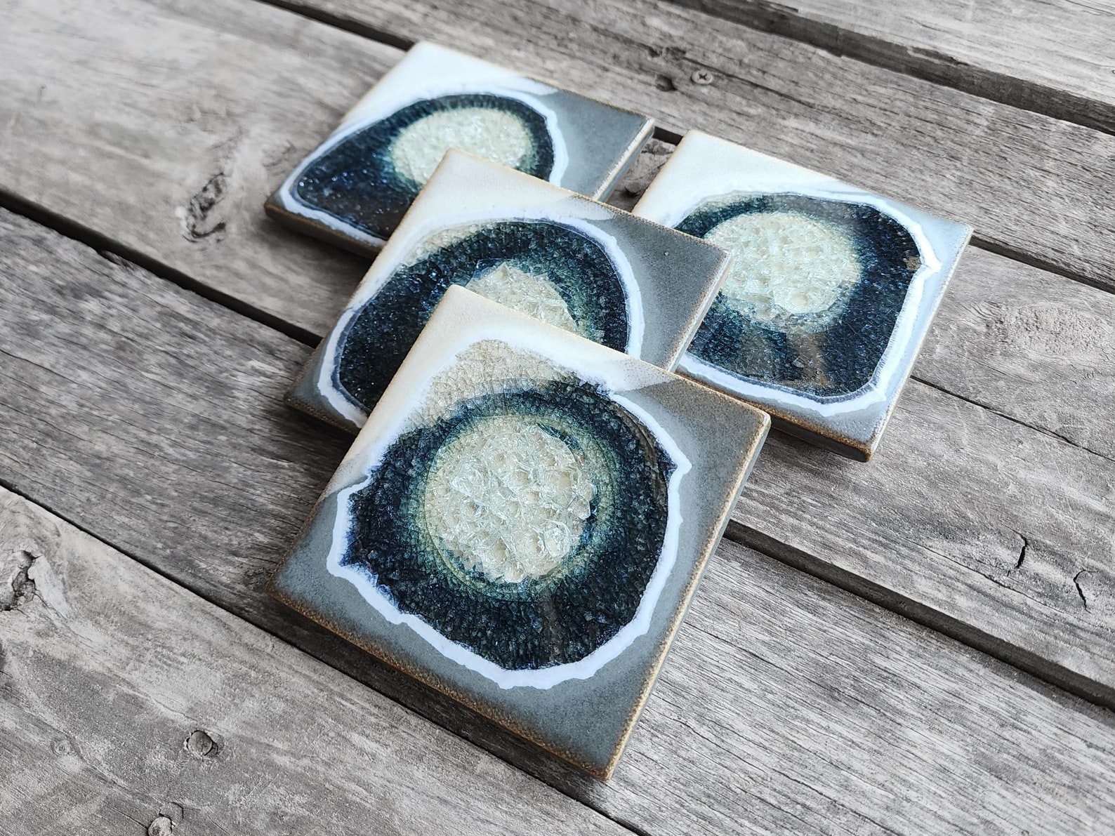 Grey & White Ceramic Geode Coaster