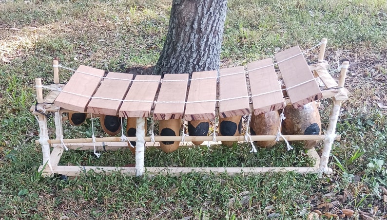 West African-style gourd-resonated xylophone gyil: large image 2