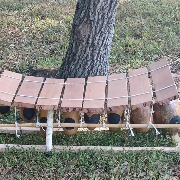 West African-style gourd-resonated xylophone (gyil): large