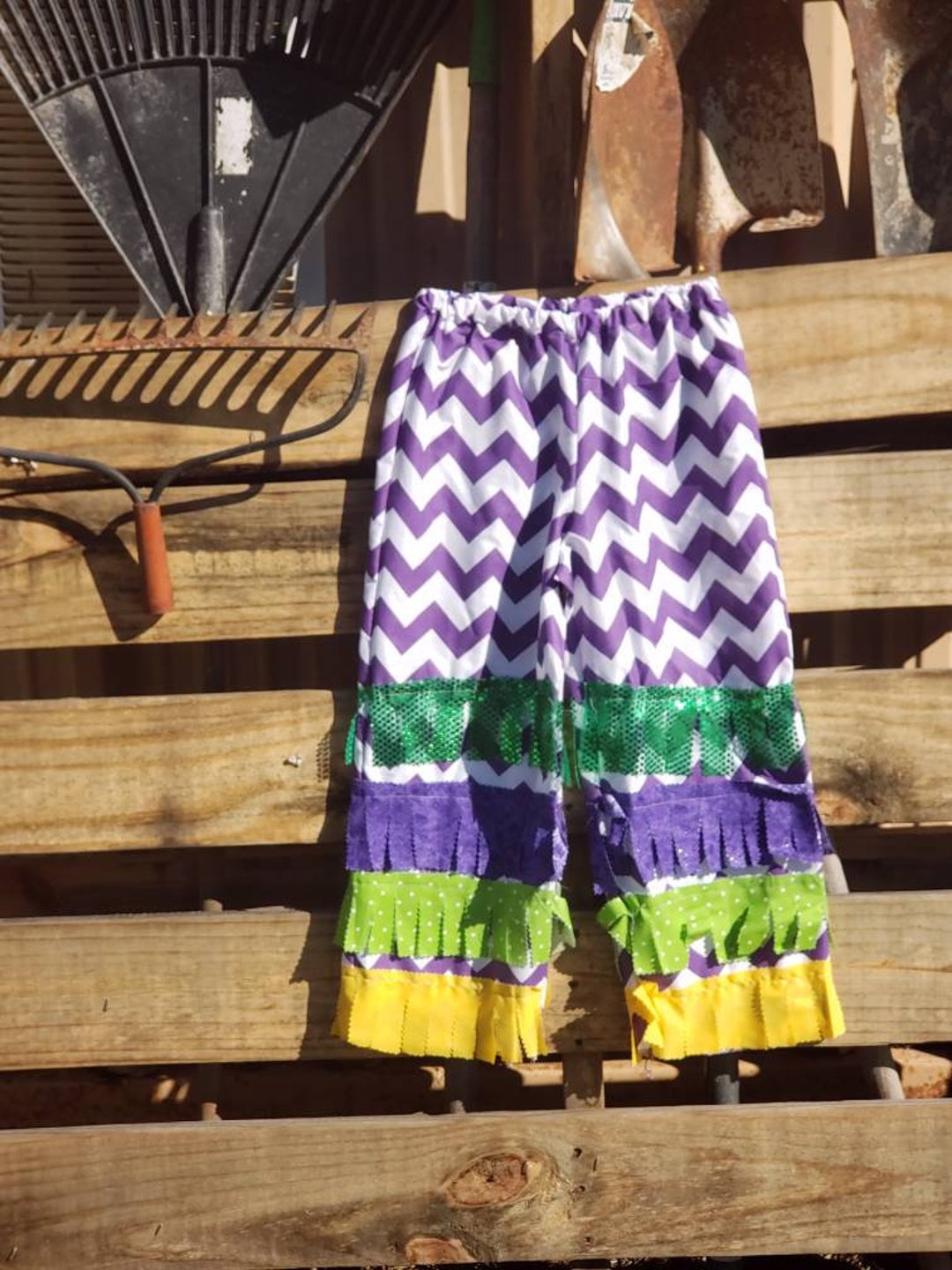 how to make mardi gras fringe pants