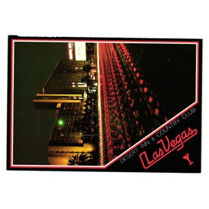 Cartão postal vintage Desert Inn Country Club Luzes noturnas Las Vegas Nevada Hotel