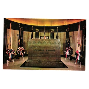 Vintage Abraham Lincoln Tomb Postcard Springfield Illinois Historical President
