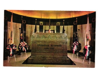 Vintage Abraham Lincoln Tomb Postcard Springfield Illinois Historical President