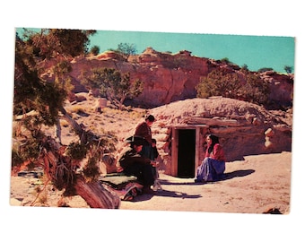 Cartão postal vintage Navajo Hogan N Kaser Color Photography Albuquerque NM Native
