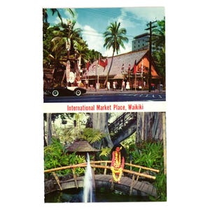 Postal hawaiana antigua del Mercado Internacional de Waikiki, tienda turística de los años 60