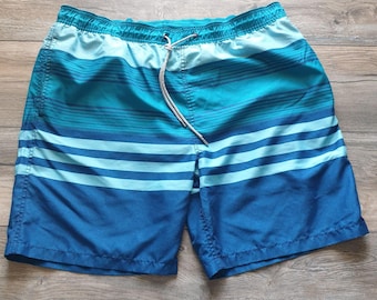 Kirkland Signature Calção de banho masculino XL azul-petróleo listrado com cordão elástico