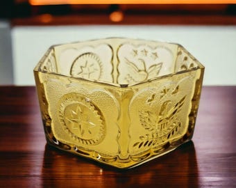 Eagles And Stars Yellow Glass Candy Dish Vintage Indiana Tiara Patriotic Bowl