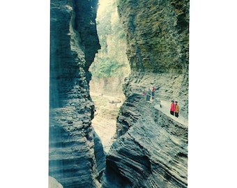 Vintage Watkins Glen Gorge Postcard Finger Lake Natural Rock Beauty Hiking Trail