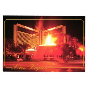 Carte postale vintage Mirage Volcano Evening Show Las Vegas Nevada Casino Hotel