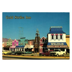 Carte postale vintage Voitures anciennes Gold Strike Inn Hotel Casino Boulder City Nevada