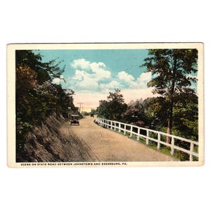 Vintage 1930er Jahre Postkarte Szene Auf der Bundesstraße Zwischen Johnstown Ebensburg PA Auto