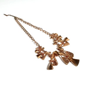 Gold Tone Pink Rhinestone Necklace Womens Fashion Jewelry Statement 19&quot; Length