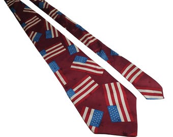 Vintage Executive Of Boston American Flag Design Silk Neck Tie Patriotic Holiday