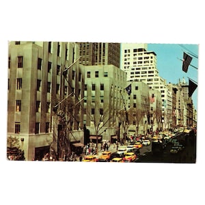 Vintage Postcard Fifth Avenue Rockefeller Center District NYC Cabs Buildings