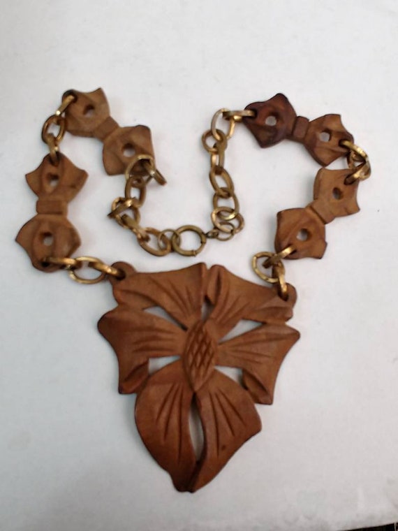 ART DECO VINTAGE 1940's carved wood and brass cho… - image 3