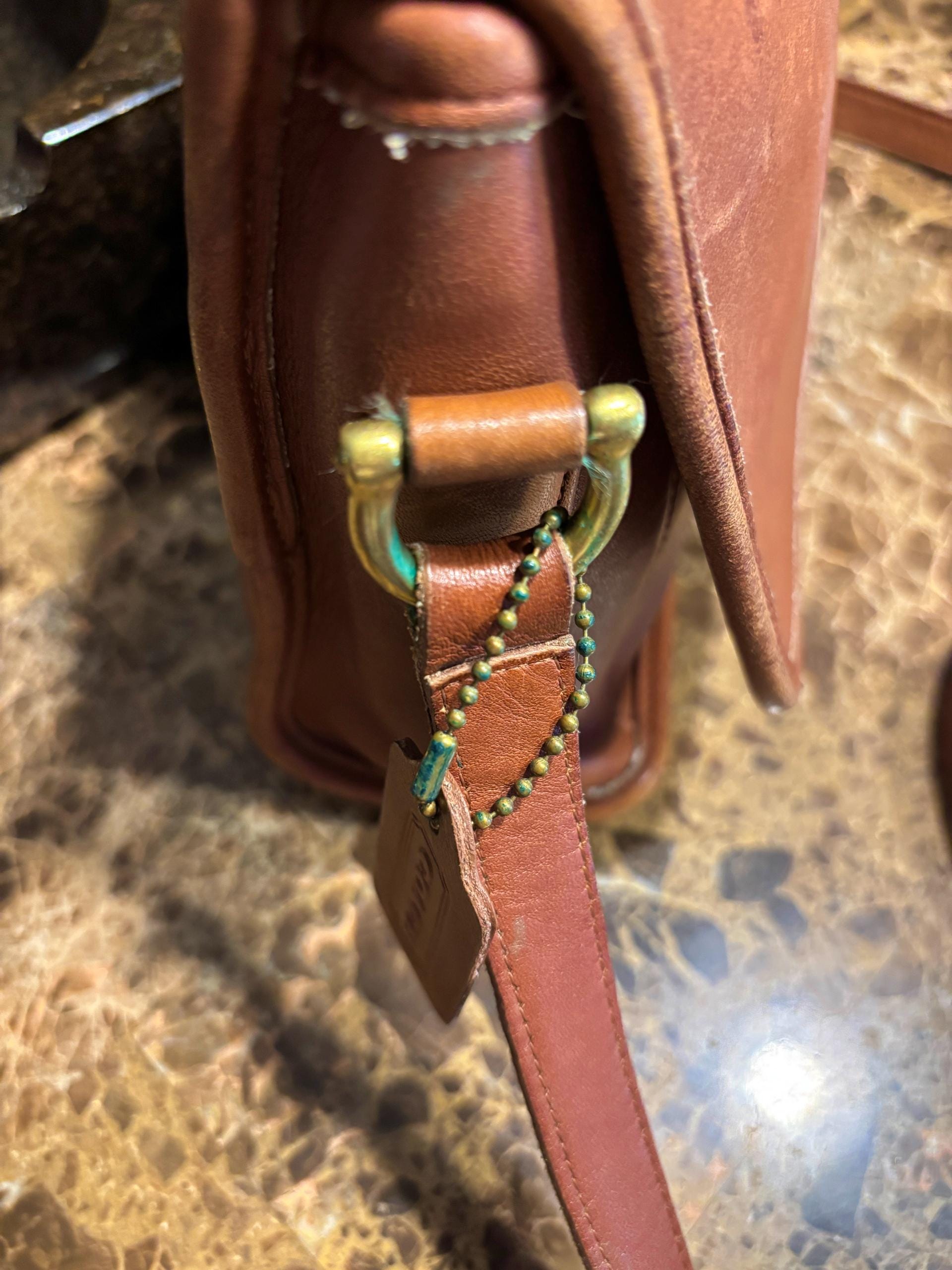 Vintage Coach Curtis Flap Crossbody Bag 9975 British Tan Leather 