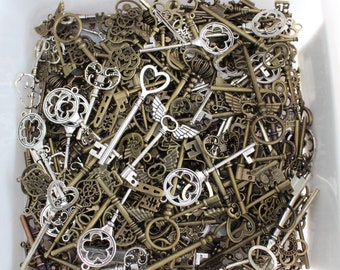 1 Pound Assorted Damaged Broken Bent Twisted Steampunk Arts Skeleton Keys Jewelry Making Beads
